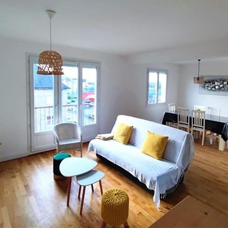 Appartement 76M2 Lumineux Centre Ville Garage Prive 3Ieme Etage Sans Ascenseur Fougères Eksteriør bilde